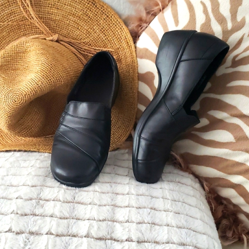 Women's Clark loafers